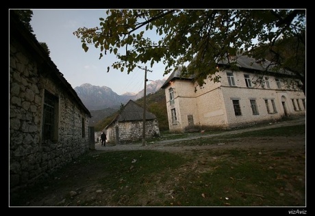 Албания, осеннее гостеприимство.