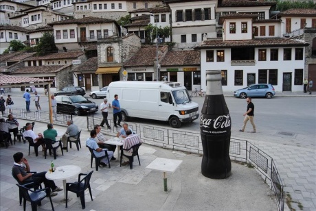 Берат как один из двух албанских городов, достойных интереса