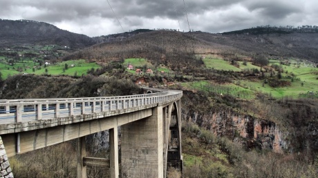 Мост Джурджевича через реку Тара