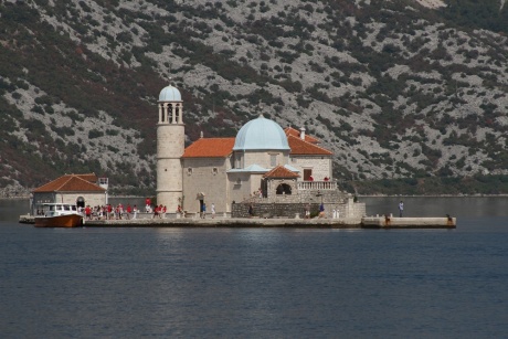 Montenegro - край оранжевых крыш