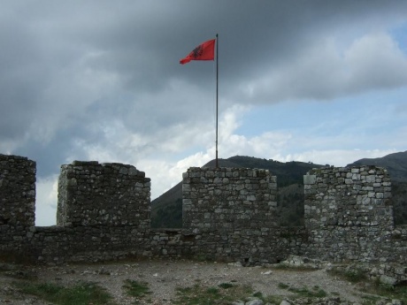 По Албании сверху донизу осенью 2010. Чать 1