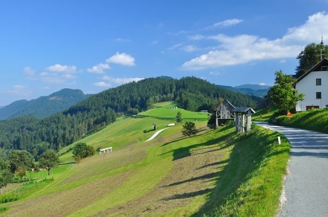 Дороги Словении и Предъямский замок
