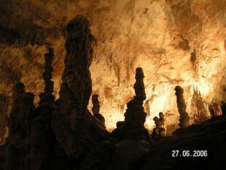 Постойнские пещеры