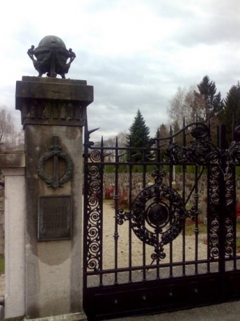 Кладбище Жале, Любляна