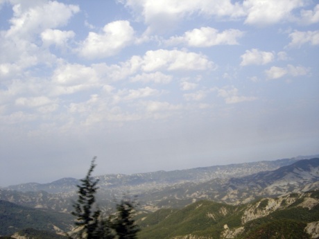Албания: 250 км и 4 часа из окна автомобиля