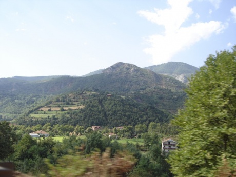 Албания: 250 км и 4 часа из окна автомобиля