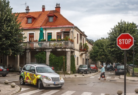 Жизнь и смерть автомобиля в Черногории