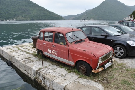 Ретро-авто на Балканах - фетиш или показатель бедности?
