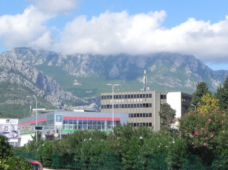 Черногория. Бар - про море, растительность и еду