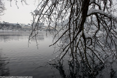 Бл.дское езеро в последний день уходящего года