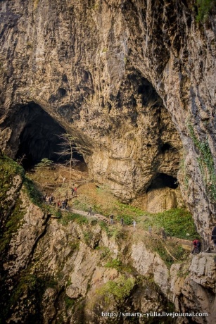 Шкоцянские пещеры