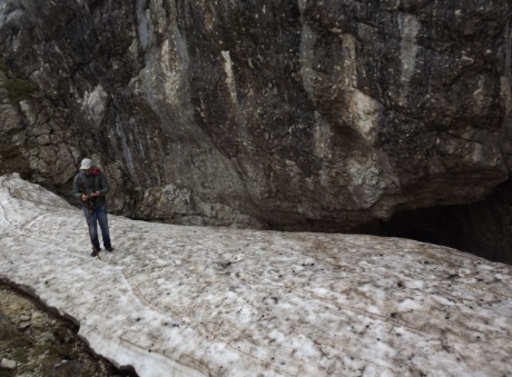 Черногория: курортная и не очень. День 9 - Поход к Ледяной пещере.