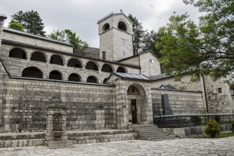 Цетинье — древняя столица Черногории.
