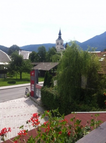 Один наполовину рабочий день на вилле-отеле в Словении