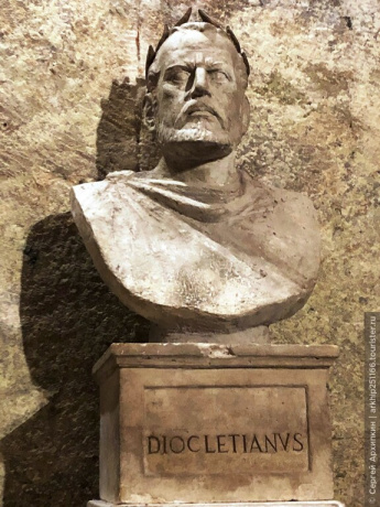 Дворец императора Диоклетиана в Сплите